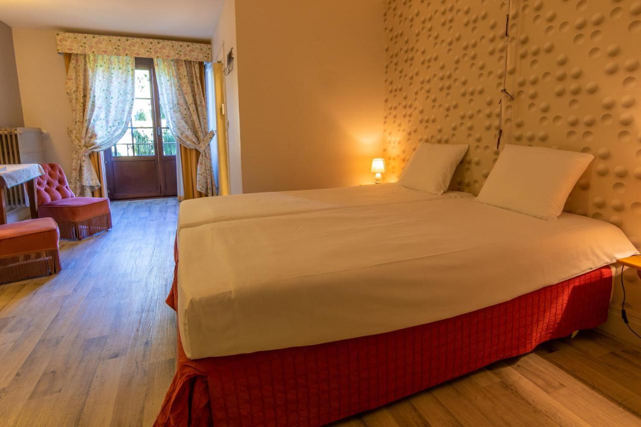 Hostellerie Beau Site ทรัวส์-ปงต์ ภายนอก รูปภาพ